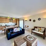 Paradise With Pool By Homing Alvor