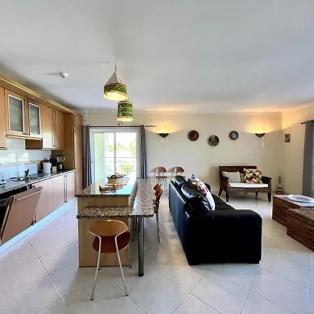 Paradise With Pool By Homing