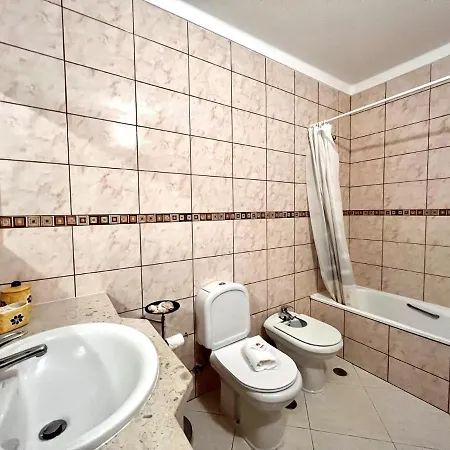 Paradise With Pool By Homing *