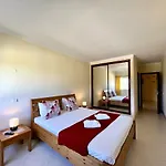 Appartement Paradise With Pool By Homing *