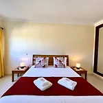 Paradise With Pool By Homing Appartement Alvor